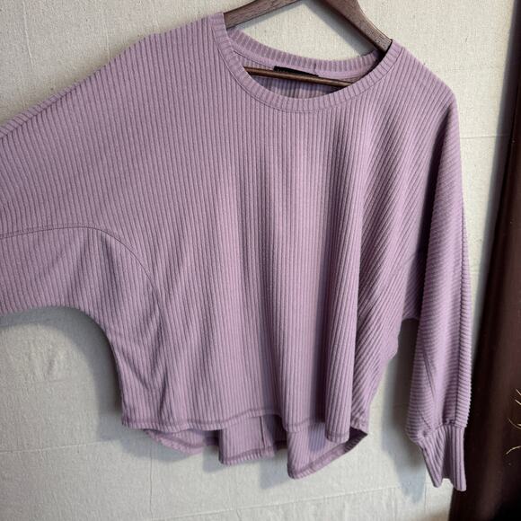 Jane + Delancey Top Size M Light Purple Soft Stretch Knit Long Sleeve Round Neck - Picture 4 of 11